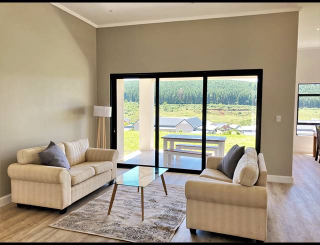 3 BEDROOM TOWNHOUSE FOR SALE IN ST JOHNS VILLAGE